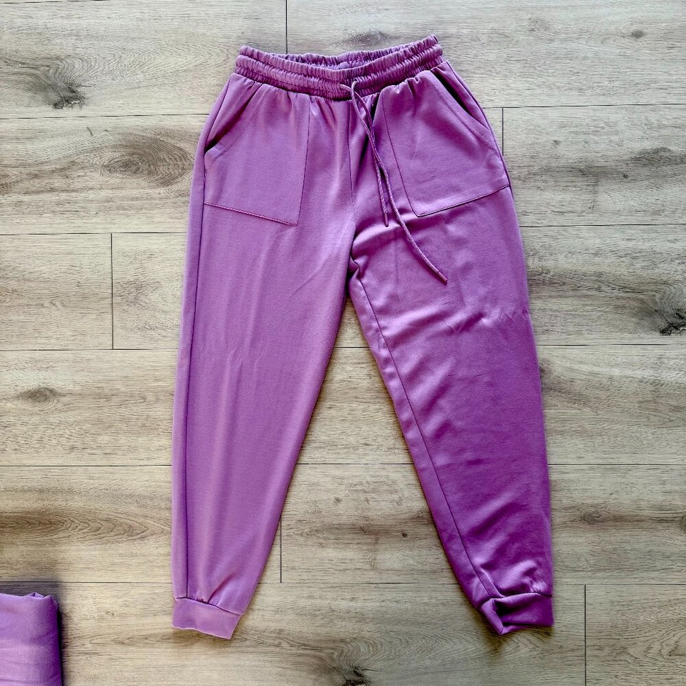 Better Together 2 Piece Lounge Set Size M - Picture 4 of 5